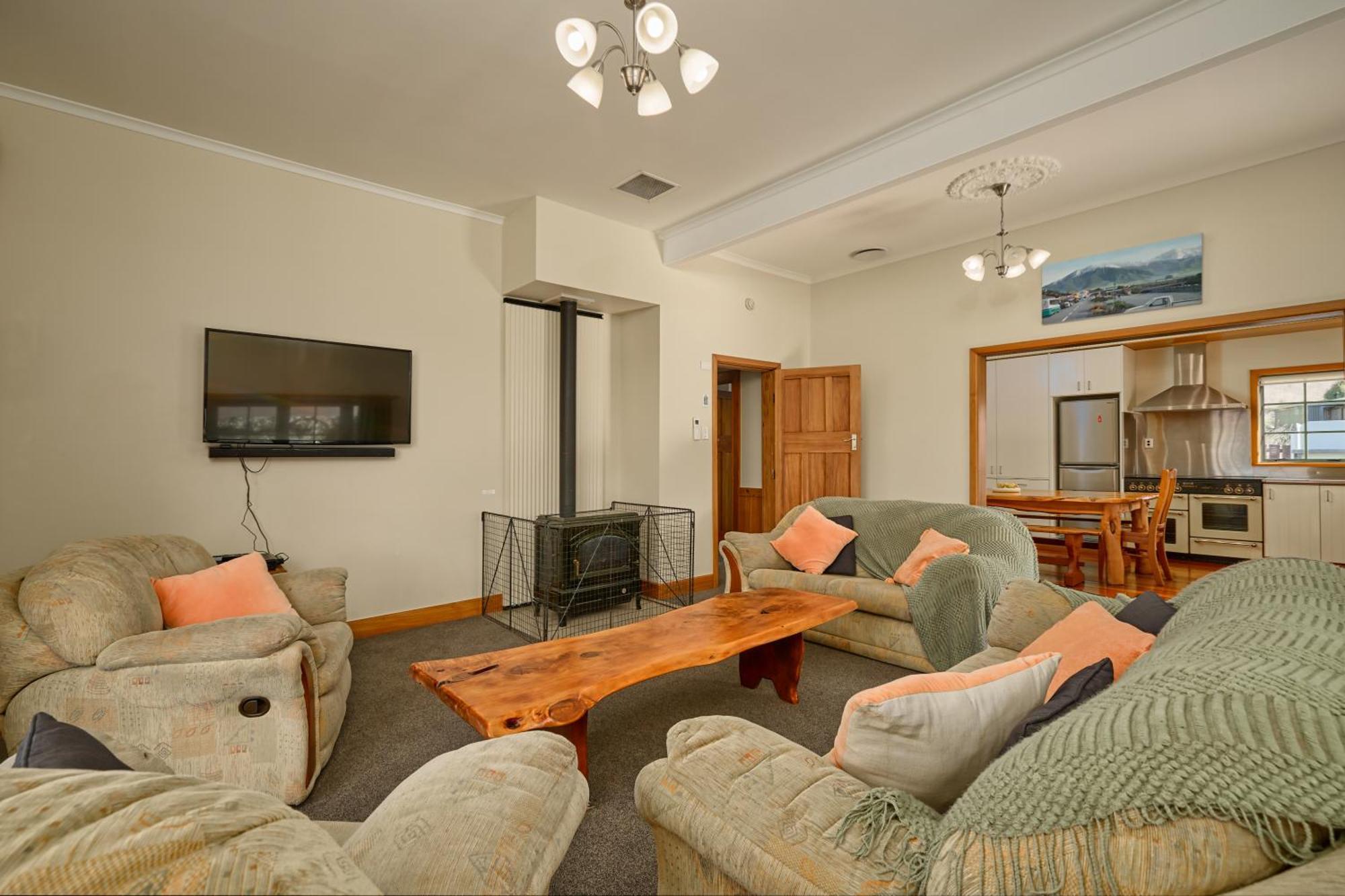 Ludstone Villa - A Charming Family Home 凯库拉 外观 照片